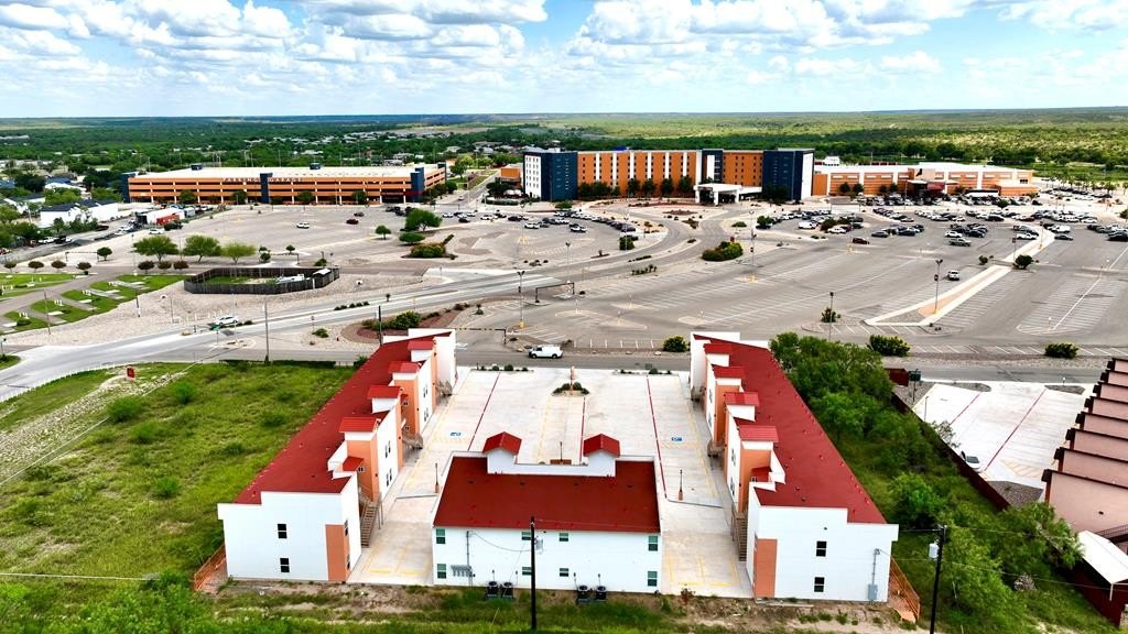 118 Grass Valley, Eagle Pass, TX 78852, 2 Bedrooms Bedrooms, ,2 BathroomsBathrooms,Residential,For Sale,118 Grass Valley,0,81679