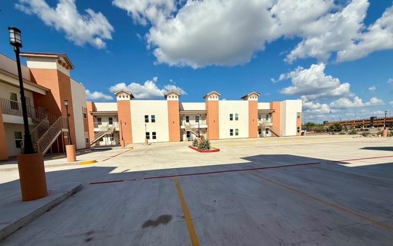 118 Grass Valley, Eagle Pass, TX 78852, 2 Bedrooms Bedrooms, ,2 BathroomsBathrooms,Residential,For Sale,118 Grass Valley,0,81679