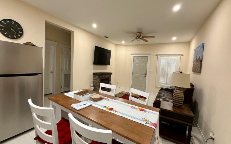 118 Grass Valley, Eagle Pass, TX 78852, 2 Bedrooms Bedrooms, ,2 BathroomsBathrooms,Residential,For Sale,118 Grass Valley,0,81679