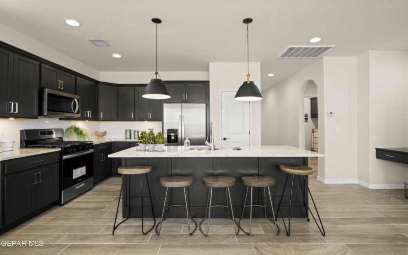 756 Paseo Leon Place, El Paso, TX 79928, 3 Habitaciones Habitaciones , ,2 BañosBaños,Residential,En Venta,756 Paseo Leon Place,0,930595