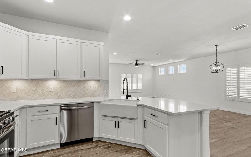 752 Paseo Leon Place, El Paso, TX 79928, 3 Bedrooms Bedrooms, ,2 BathroomsBathrooms,Residential,For Sale,752 Paseo Leon Place,0,930599