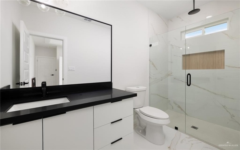 8104 N 51st Street N, McAllen, TX 78504, 3 Habitaciones Habitaciones , ,3 BañosBaños,Residential,En Venta,8104 N 51st Street N,0,481307