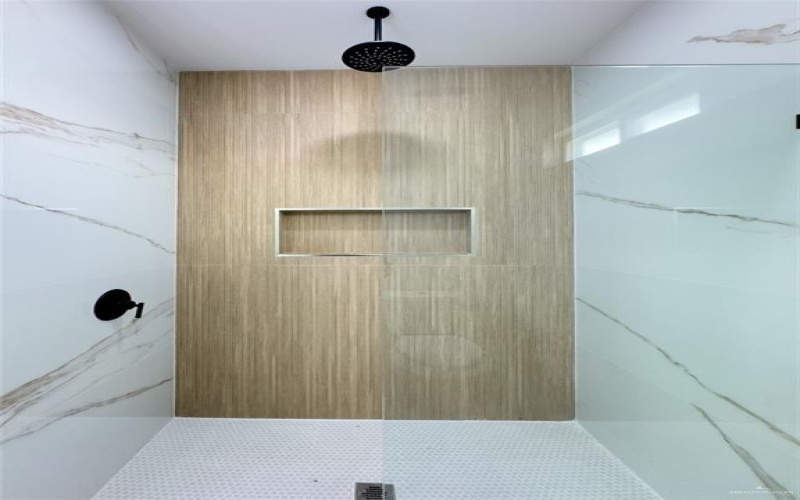 8104 N 51st Street N, McAllen, TX 78504, 3 Habitaciones Habitaciones , ,3 BañosBaños,Residential,En Venta,8104 N 51st Street N,0,481307