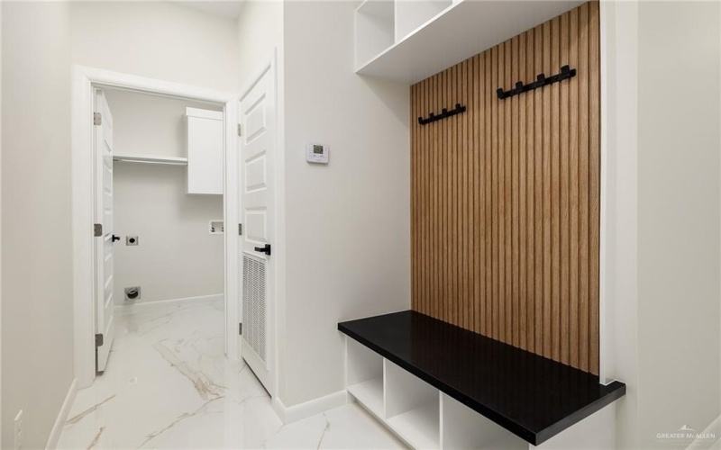 8104 N 51st Street N, McAllen, TX 78504, 3 Habitaciones Habitaciones , ,3 BañosBaños,Residential,En Venta,8104 N 51st Street N,0,481307