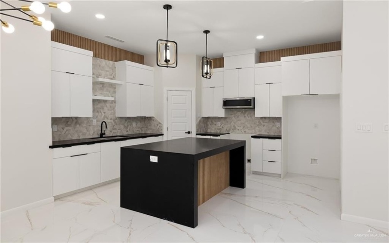 8104 N 51st Street N, McAllen, TX 78504, 3 Habitaciones Habitaciones , ,3 BañosBaños,Residential,En Venta,8104 N 51st Street N,0,481307