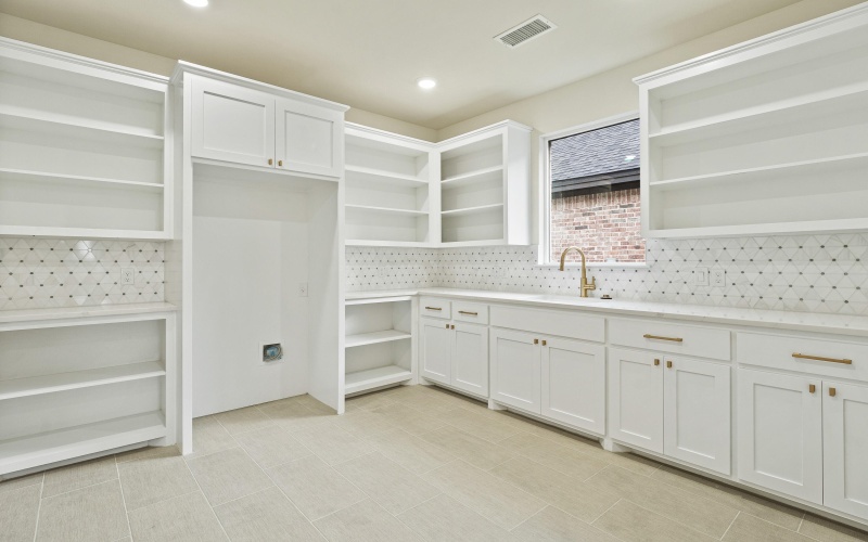 4622 140th Street, Lubbock, TX 79423, 4 Bedrooms Bedrooms, ,3 BathroomsBathrooms,Residential,For Sale,4622 140th Street,0,202560704