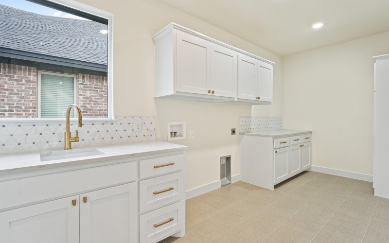 4622 140th Street, Lubbock, TX 79423, 4 Bedrooms Bedrooms, ,3 BathroomsBathrooms,Residential,For Sale,4622 140th Street,0,202560704