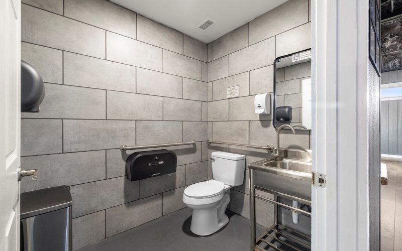 3512 South St, Nacogdoches, TX 75964, ,Commercial Sale,For Sale,3512 South St,0,22501651