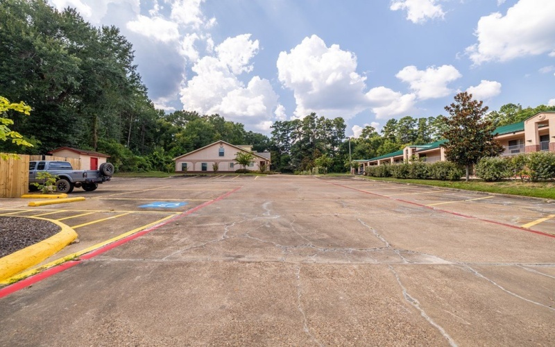 3512 South St, Nacogdoches, TX 75964, ,Commercial Sale,For Sale,3512 South St,0,22501651