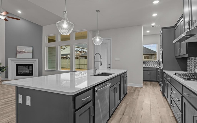 309 Rosecomb Street, Northlake, TX 76247, 4 Habitaciones Habitaciones , ,5 BañosBaños,Residential,En Venta,309 Rosecomb Street,0,21062968