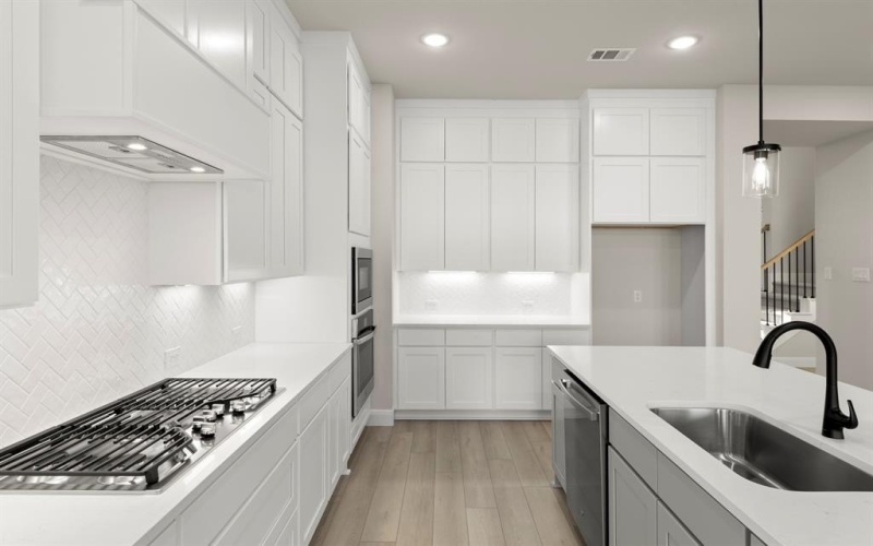 1433 Kirkdale Drive, Forney, TX 75126, 4 Habitaciones Habitaciones , ,5 BañosBaños,Residential,En Venta,1433 Kirkdale Drive,0,21062976