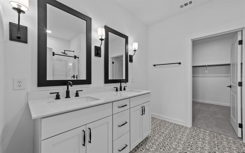 520 Brookside Drive, Van Alstyne, TX 75495, 5 Habitaciones Habitaciones , ,3 BañosBaños,Residential,En Venta,520 Brookside Drive,0,21063092