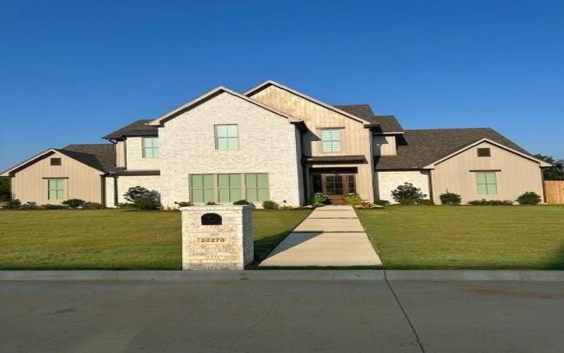 20270 Roebuck, Bullard, TX 75757, 4 Habitaciones Habitaciones , ,3 BañosBaños,Residential,En Venta,20270 Roebuck,0,21049457