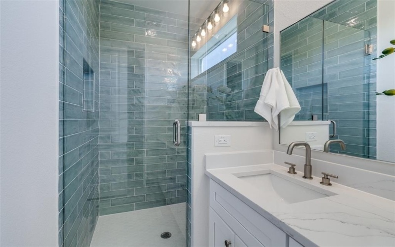 3308 Birmingham Avenue #A1, Dallas, TX 75210, 2 Habitaciones Habitaciones , ,2 BañosBaños,Residential,En Venta,3308 Birmingham Avenue,0,21055594