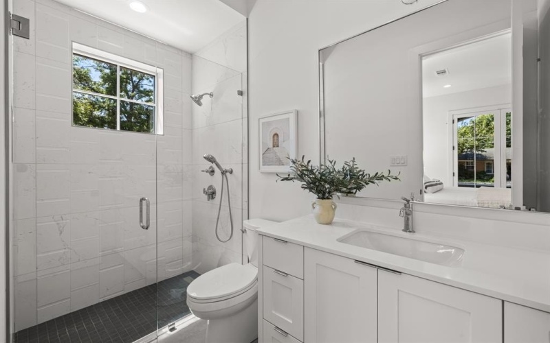 9111 Aldwick Drive, Dallas, TX 75238, 5 Bedrooms Bedrooms, ,7 BathroomsBathrooms,Residential,For Sale,9111 Aldwick Drive,0,21058855