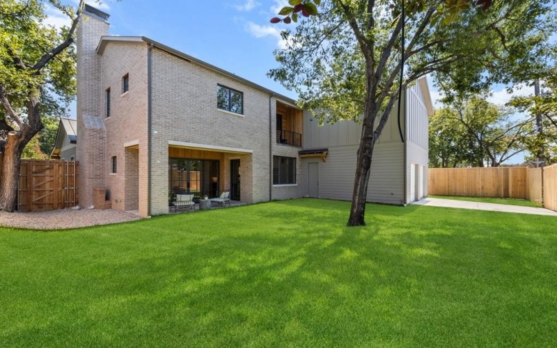 9111 Aldwick Drive, Dallas, TX 75238, 5 Bedrooms Bedrooms, ,7 BathroomsBathrooms,Residential,For Sale,9111 Aldwick Drive,0,21058855
