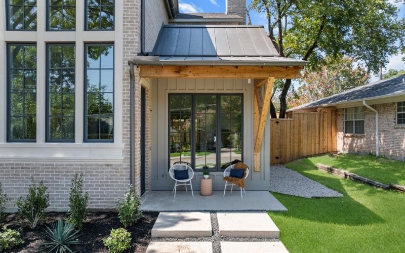 9111 Aldwick Drive, Dallas, TX 75238, 5 Bedrooms Bedrooms, ,7 BathroomsBathrooms,Residential,For Sale,9111 Aldwick Drive,0,21058855