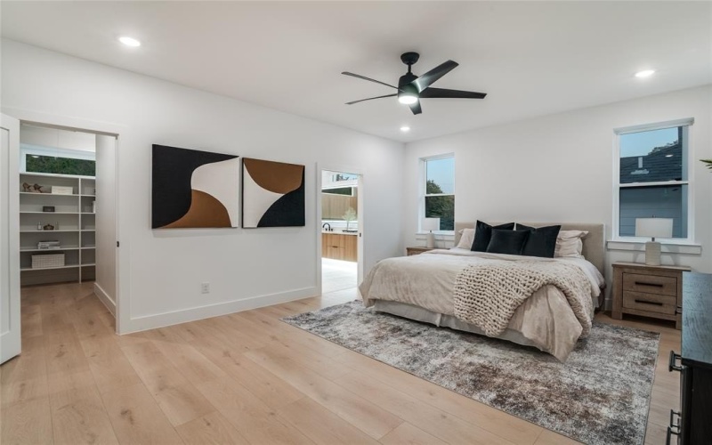 404 Parkview Avenue, Dallas, TX 75223, 3 Bedrooms Bedrooms, ,2 BathroomsBathrooms,Residential,For Sale,404 Parkview Avenue,0,21059062
