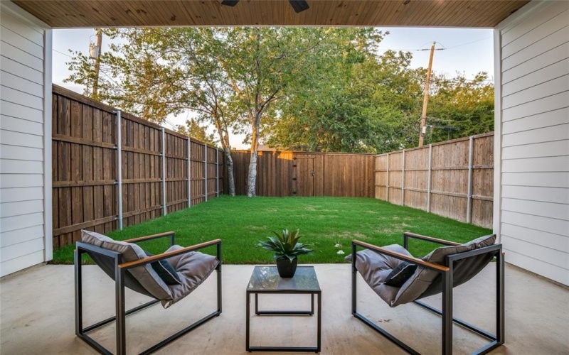 404 Parkview Avenue, Dallas, TX 75223, 3 Bedrooms Bedrooms, ,2 BathroomsBathrooms,Residential,For Sale,404 Parkview Avenue,0,21059062
