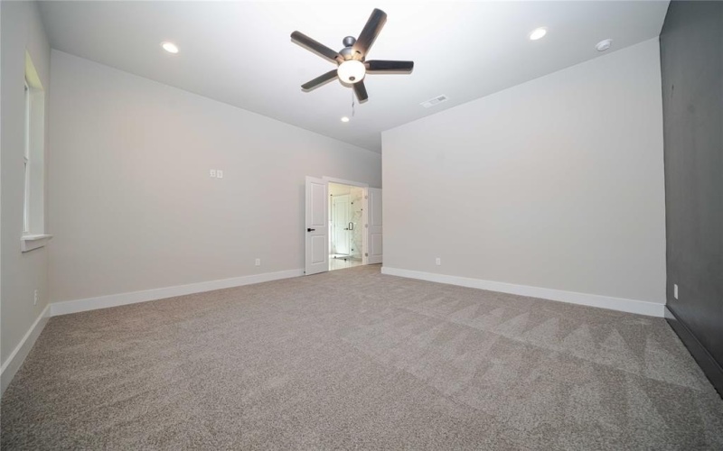 101 S Getzendaner Street, Waxahachie, TX 75165, 4 Habitaciones Habitaciones , ,2 BañosBaños,Residential,En Venta,101 S Getzendaner Street,0,21061650