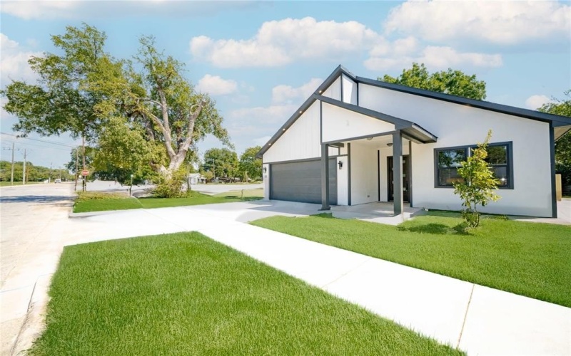 101 S Getzendaner Street, Waxahachie, TX 75165, 4 Habitaciones Habitaciones , ,2 BañosBaños,Residential,En Venta,101 S Getzendaner Street,0,21061650