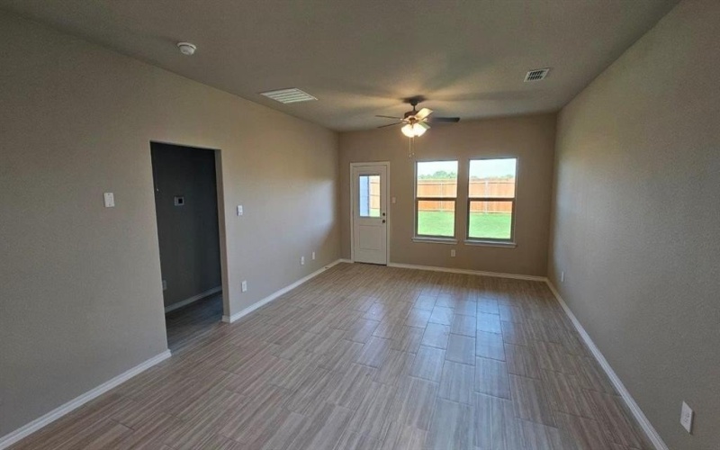 505 SHADED GROVE Drive, Denton, TX 76259, 3 Habitaciones Habitaciones , ,2 BañosBaños,Residential,En Venta,505 SHADED GROVE Drive,0,21061972