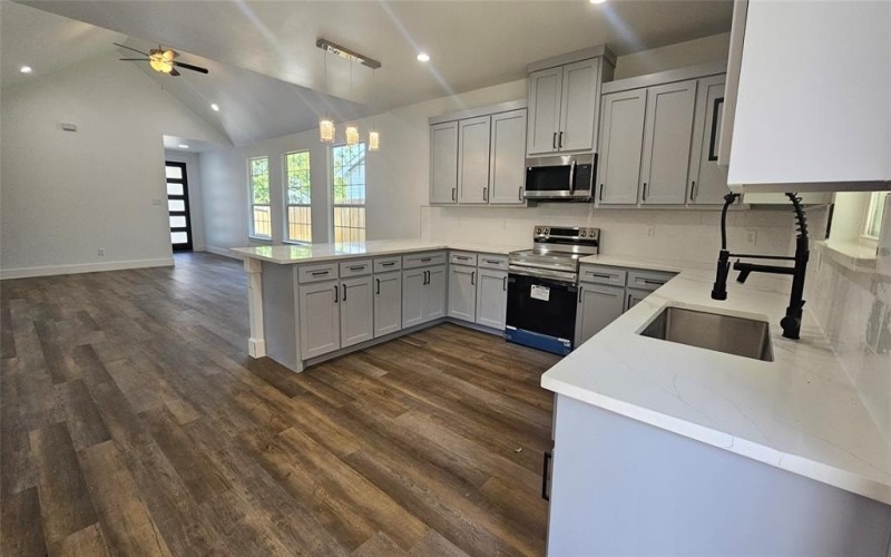 2510 Camel Court, Dallas, TX 75241, 4 Habitaciones Habitaciones , ,2 BañosBaños,Residential,En Venta,2510 Camel Court,0,21061375