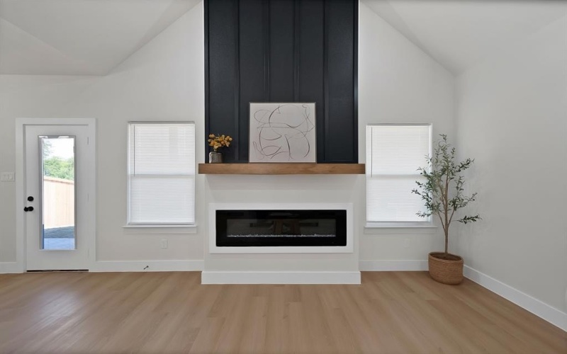 2806 NW 17th Street, Fort Worth, TX 76106, 3 Bedrooms Bedrooms, ,2 BathroomsBathrooms,Residential,For Sale,2806 NW 17th Street,0,21061846