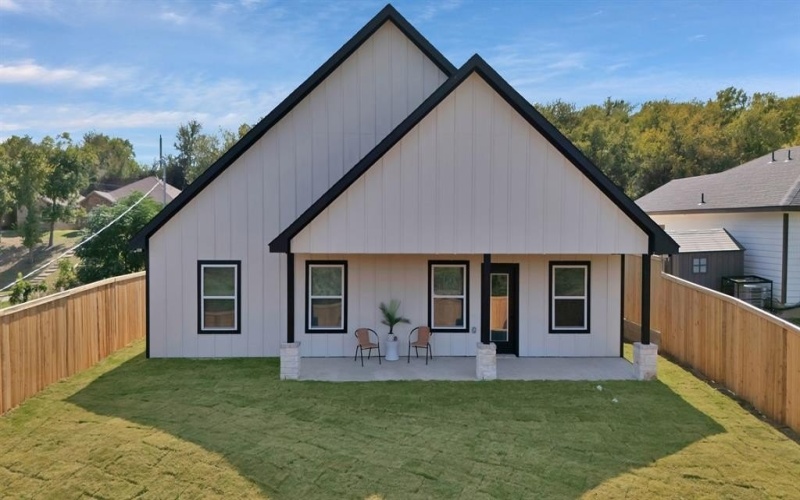 2806 NW 17th Street, Fort Worth, TX 76106, 3 Bedrooms Bedrooms, ,2 BathroomsBathrooms,Residential,For Sale,2806 NW 17th Street,0,21061846