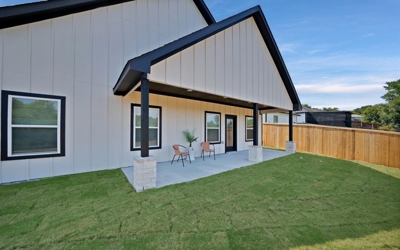 2806 NW 17th Street, Fort Worth, TX 76106, 3 Bedrooms Bedrooms, ,2 BathroomsBathrooms,Residential,For Sale,2806 NW 17th Street,0,21061846