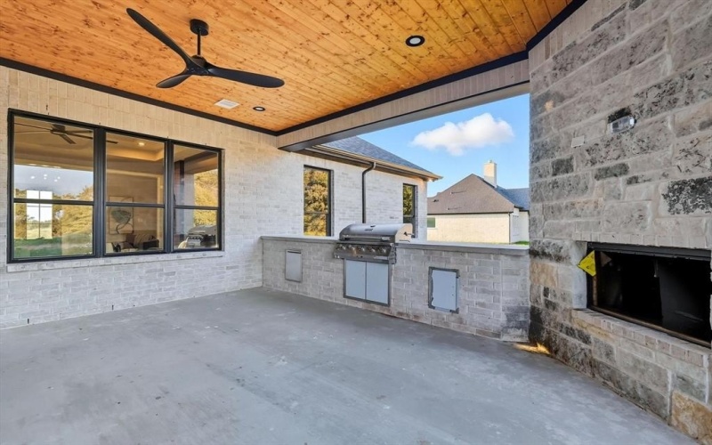 2061 Glenhollow Drive, Weatherford, TX 76088, 5 Habitaciones Habitaciones , ,3 BañosBaños,Residential,En Venta,2061 Glenhollow Drive,0,21062590