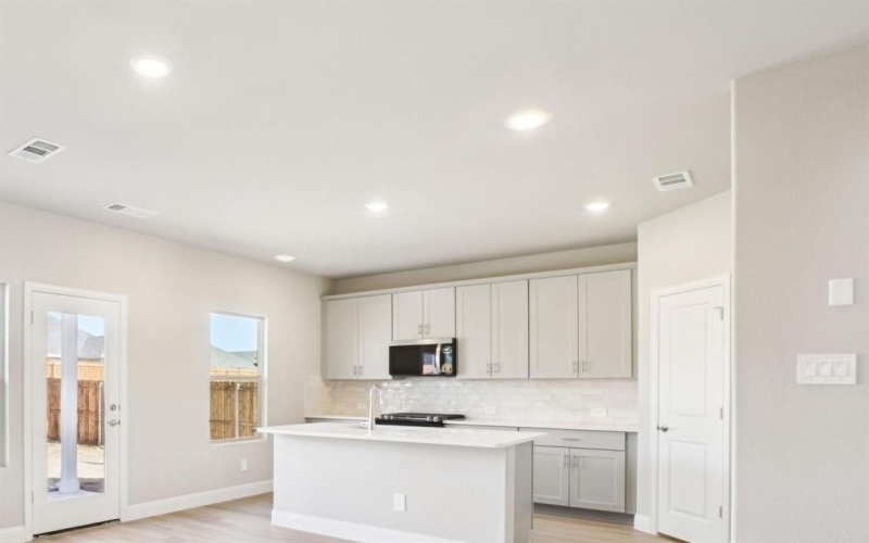 2211 Gustavus Drive, Sherman, TX 75092, 4 Habitaciones Habitaciones , ,2 BañosBaños,Residential,En Venta,2211 Gustavus Drive,0,21062684
