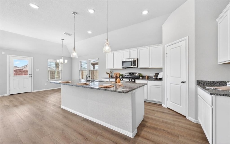 1805 Rushpea Drive, Royse City, TX 75189, 4 Bedrooms Bedrooms, ,2 BathroomsBathrooms,Residential,For Sale,1805 Rushpea Drive,0,21062721