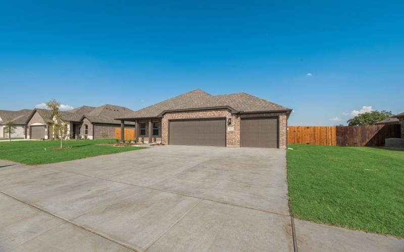 583 Mb S Way, Pilot Point, TX 76258, 3 Habitaciones Habitaciones , ,2 BañosBaños,Residential,En Venta,583 Mb S Way,0,21062733