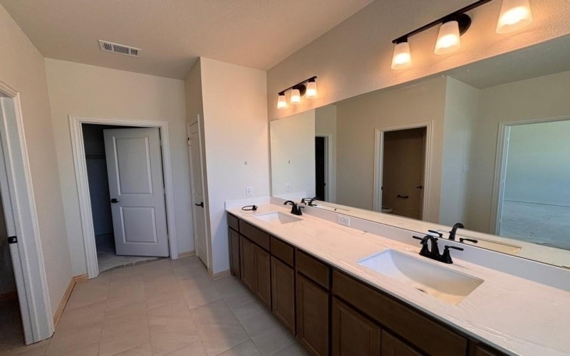 2028 Velora Drive, Haslet, TX 76052, 3 Bedrooms Bedrooms, ,2 BathroomsBathrooms,Residential,For Sale,2028 Velora Drive,0,21062779