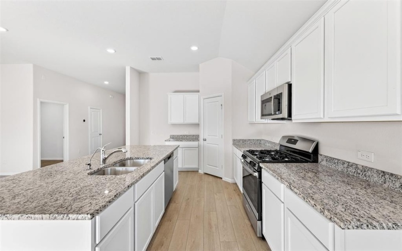 1509 Etosha Drive, Royse City, TX 75189, 4 Bedrooms Bedrooms, ,3 BathroomsBathrooms,Residential,For Sale,1509 Etosha Drive,0,21062814