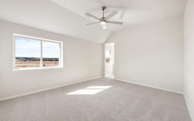 221 Coronado Court, Granbury, TX 76049, 5 Bedrooms Bedrooms, ,3 BathroomsBathrooms,Residential,For Sale,221 Coronado Court,0,21062827