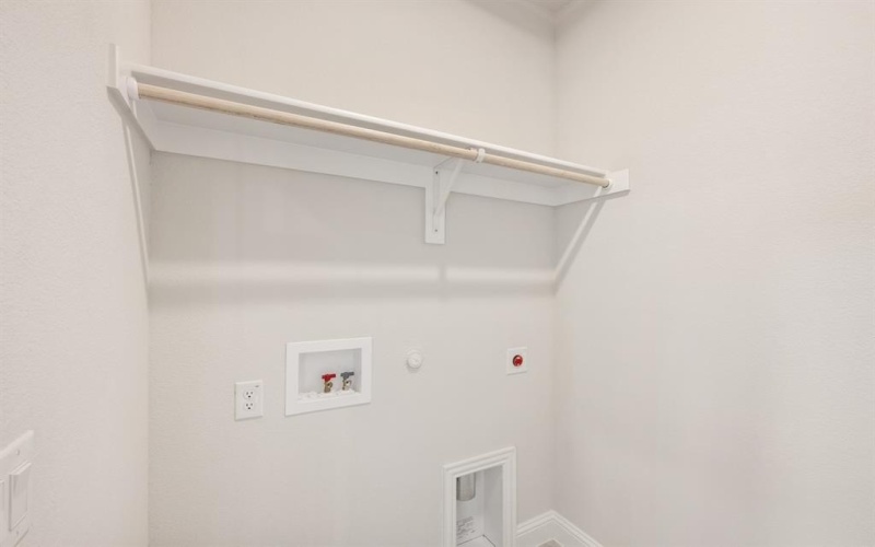 221 Coronado Court, Granbury, TX 76049, 5 Bedrooms Bedrooms, ,3 BathroomsBathrooms,Residential,For Sale,221 Coronado Court,0,21062827