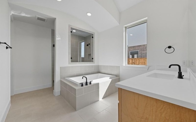 2229 Garnet Drive, Waxahachie, TX 75167, 4 Habitaciones Habitaciones , ,5 BañosBaños,Residential,En Venta,2229 Garnet Drive,0,21063183