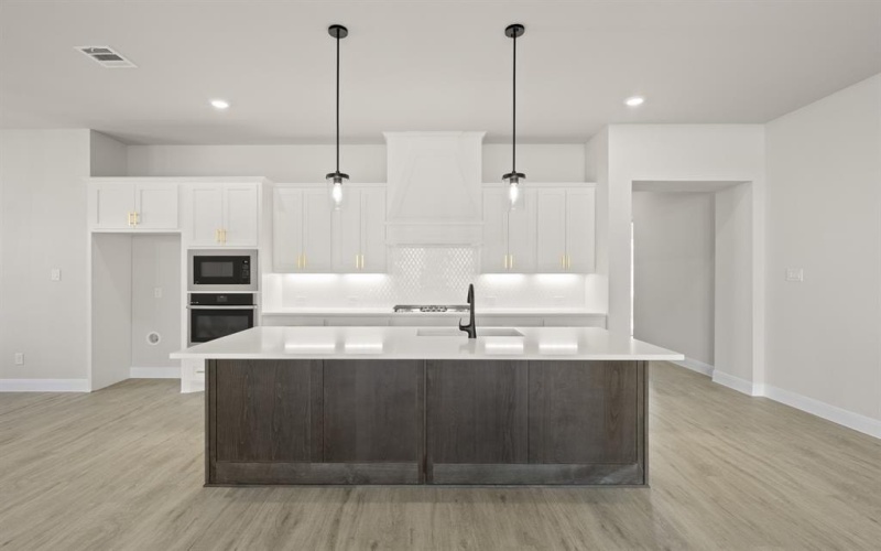 613 Bunchberry Street, Fort Worth, TX 76247, 4 Bedrooms Bedrooms, ,3 BathroomsBathrooms,Residential,For Sale,613 Bunchberry Street,0,21063201