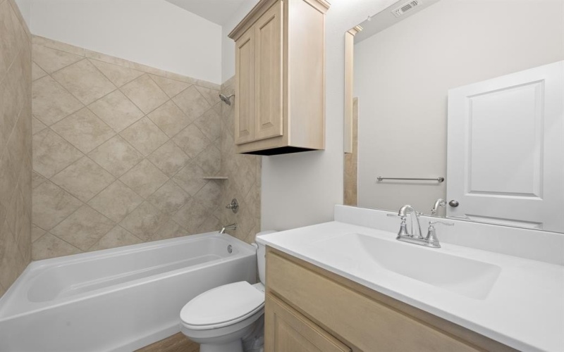 321 Los Llanos Road, Granbury, TX 76048, 4 Habitaciones Habitaciones , ,3 BañosBaños,Residential,En Venta,321 Los Llanos Road,0,21063278