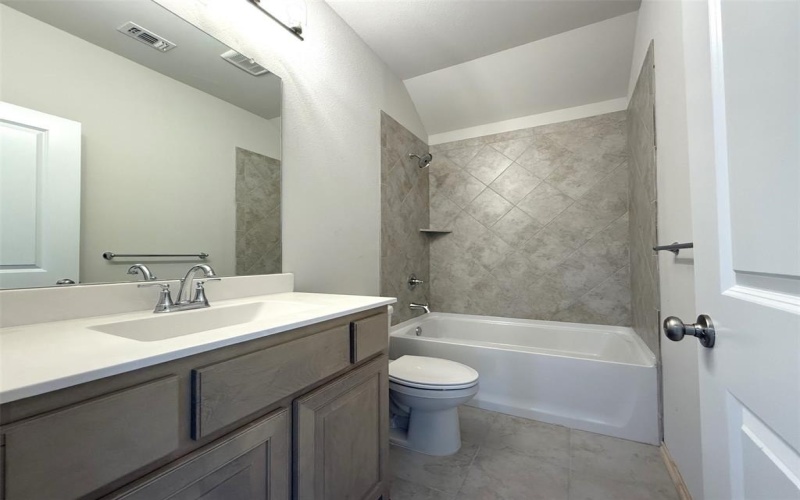 321 Los Llanos Road, Granbury, TX 76048, 4 Bedrooms Bedrooms, ,3 BathroomsBathrooms,Residential,For Sale,321 Los Llanos Road,0,21063278
