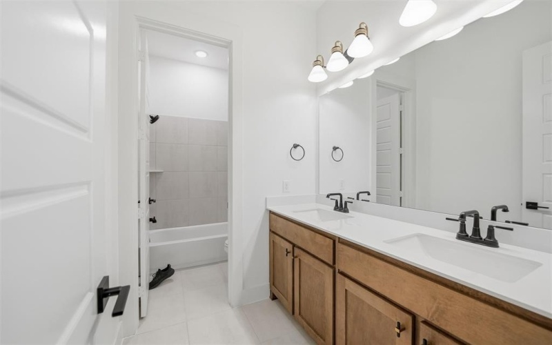 300 Texas Sage Trail, Weatherford, TX 76082, 4 Habitaciones Habitaciones , ,3 BañosBaños,Residential,En Venta,300 Texas Sage Trail,0,21063297