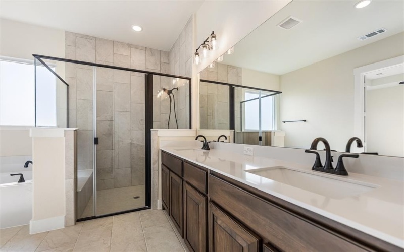 301 Texas Sage Trail, Weatherford, TX 76082, 4 Habitaciones Habitaciones , ,2 BañosBaños,Residential,En Venta,301 Texas Sage Trail,0,21063301