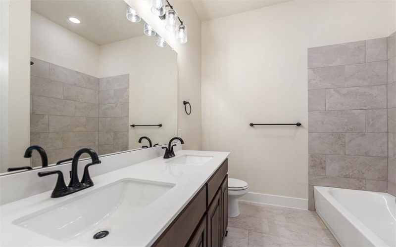 301 Texas Sage Trail, Weatherford, TX 76082, 4 Habitaciones Habitaciones , ,2 BañosBaños,Residential,En Venta,301 Texas Sage Trail,0,21063301