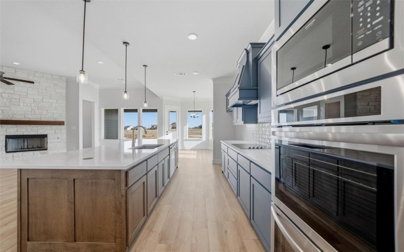 408 Texas Sage Trail, Weatherford, TX 76082, 4 Habitaciones Habitaciones , ,3 BañosBaños,Residential,En Venta,408 Texas Sage Trail,0,21063309