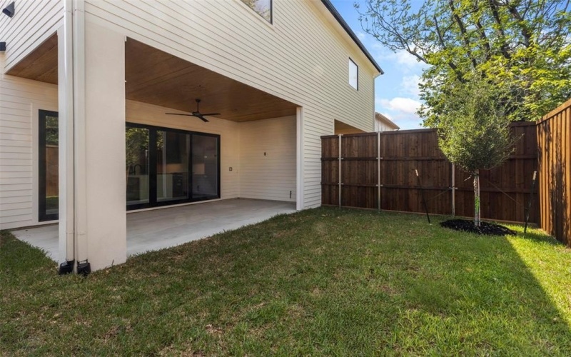 5611 Ellsworth Avenue #102, Dallas, TX 75206, 4 Bedrooms Bedrooms, ,3 BathroomsBathrooms,Residential,For Sale,5611 Ellsworth Avenue,0,21063414