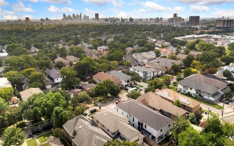 5611 Ellsworth Avenue #102, Dallas, TX 75206, 4 Bedrooms Bedrooms, ,3 BathroomsBathrooms,Residential,For Sale,5611 Ellsworth Avenue,0,21063414