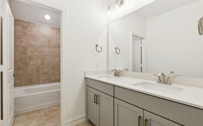 5854 Blackwell Avenue, Pilot Point, TX 76258, 5 Habitaciones Habitaciones , ,5 BañosBaños,Residential,En Venta,5854 Blackwell Avenue,0,21063448