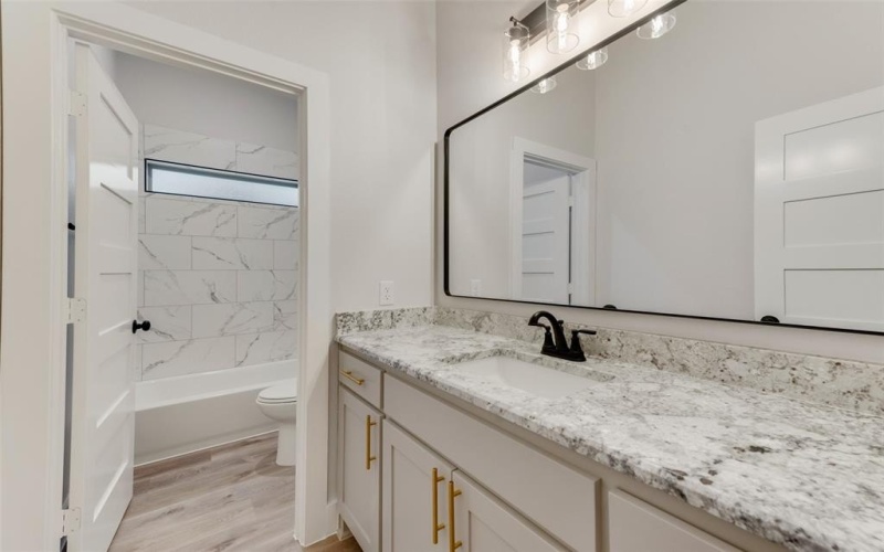 73 Dove Landing Road, Valley View, TX 76272, 4 Habitaciones Habitaciones , ,2 BañosBaños,Residential,En Venta,73 Dove Landing Road,0,21063463